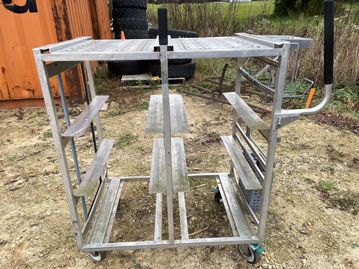 #3571-•-aluminum-rolling-cart-image-8