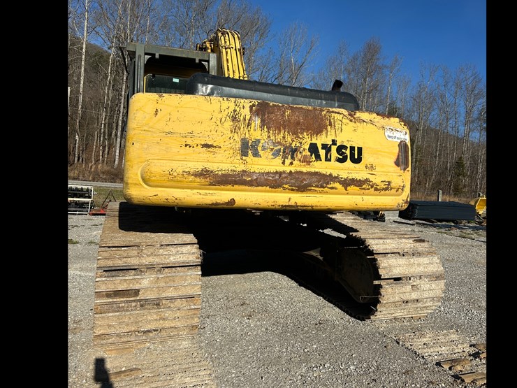 komatsu-pc250-lc-image-4