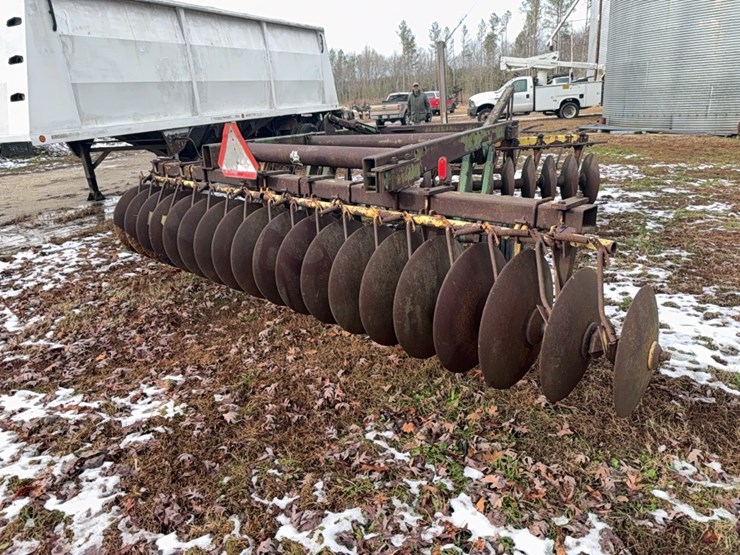 john-deere-340-image-34