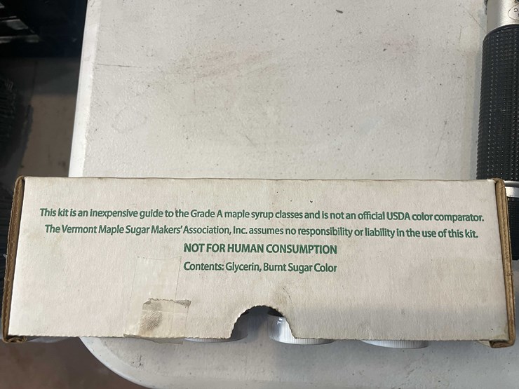 #6364-•-maple-syrup-lot-image-8