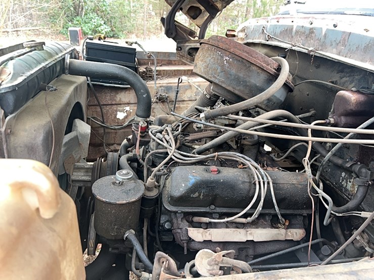 1977-ford-600-image-71