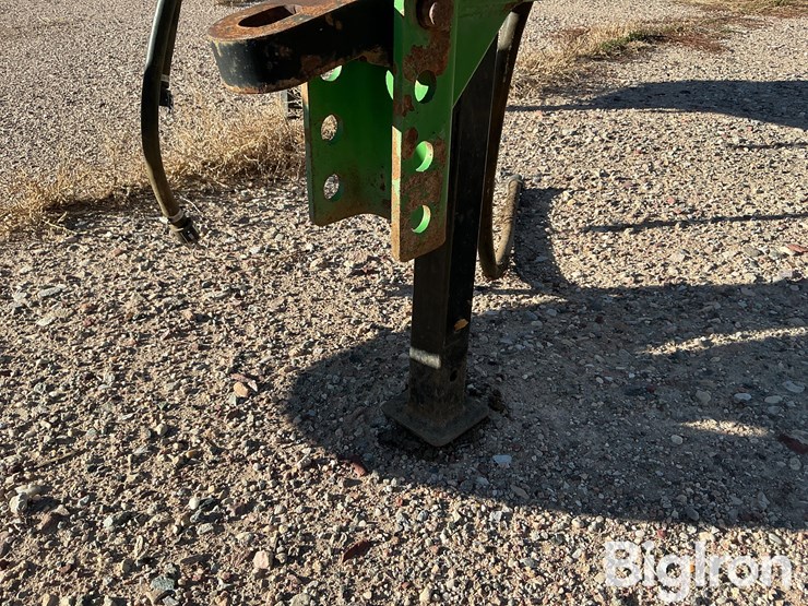 fast-90’-boom-sprayer-image-10