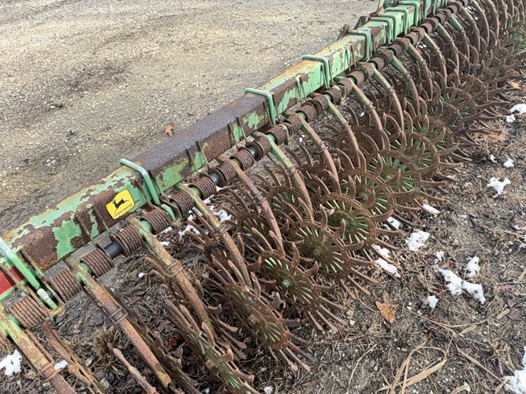 john-deere-15-image-10