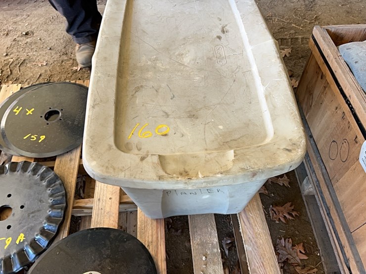 kinzie-planter-parts;-located-at-7241-roxbury-rd,-charles-city,-va,-please-call-804.837.9940-or-804.651.4404-with-questions-image-4