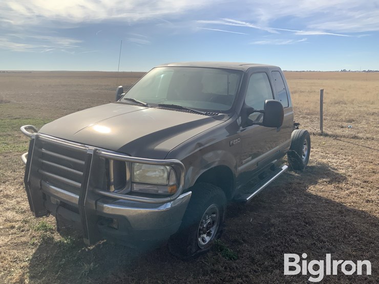 2004-ford-f250-image-1