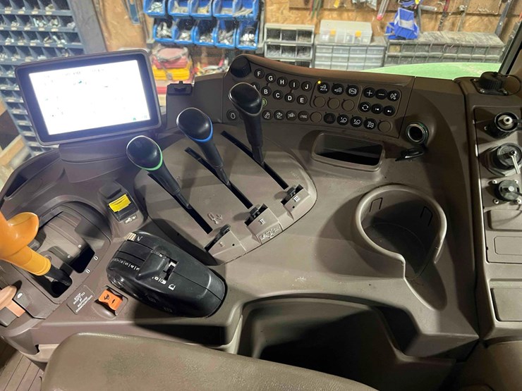 2013-john-deere-6170r-image-27