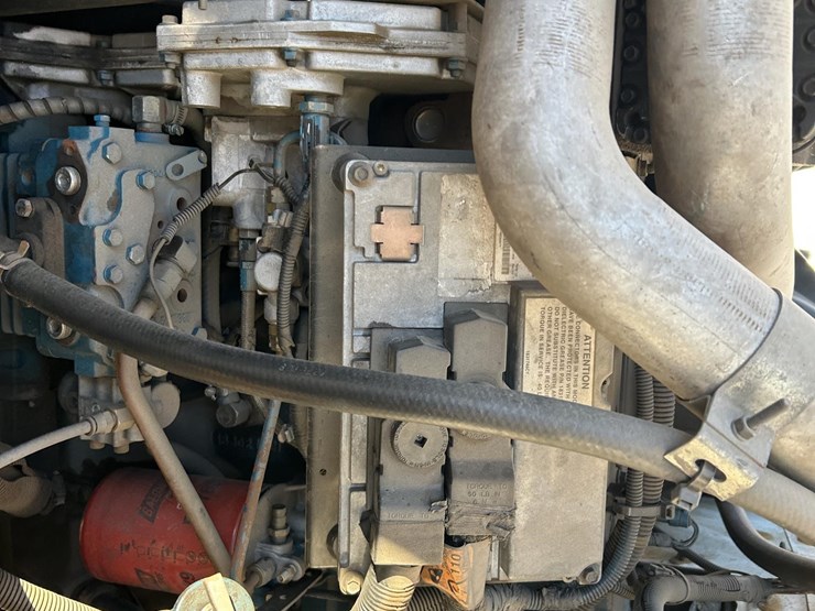 2001-international-4700-image-43