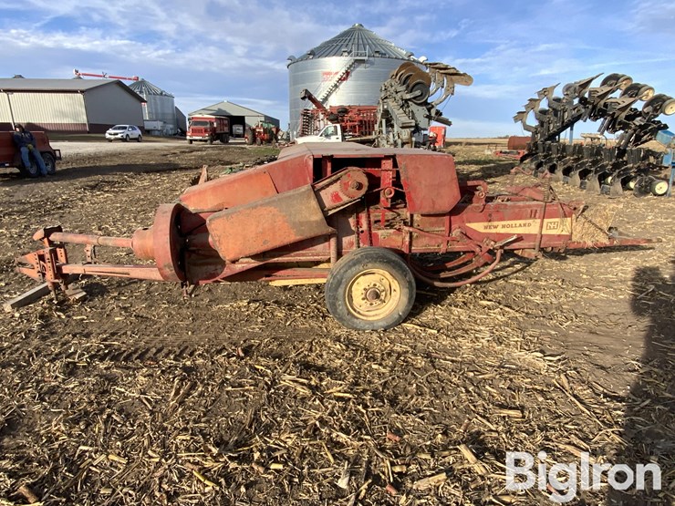 new-holland-271-image-8