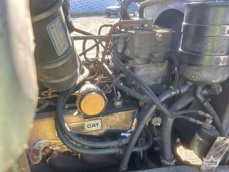 1981-mack-dm492s-image-24