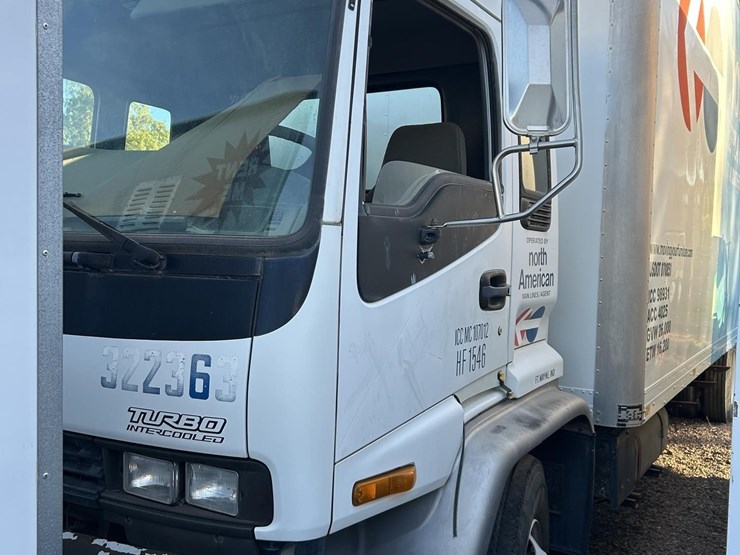 2000-isuzu-ftr-image-2