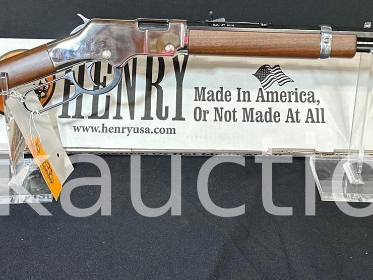 henry-silver-boy-.17hmr-rifle-(sn#-sb008930v)-(box)-image-1