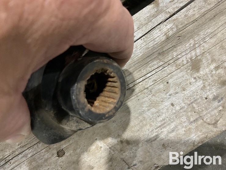 erskine-52”-3-pt-snowblower-image-12