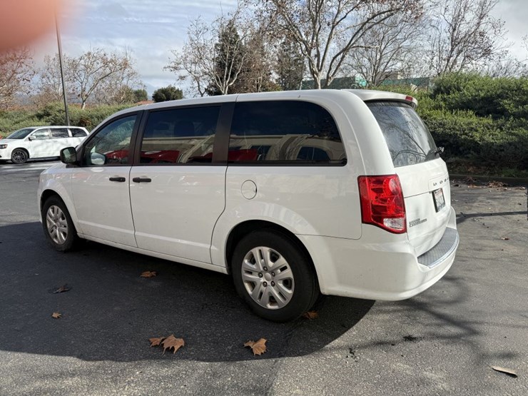 2019-dodge-grand-caravan-image-4