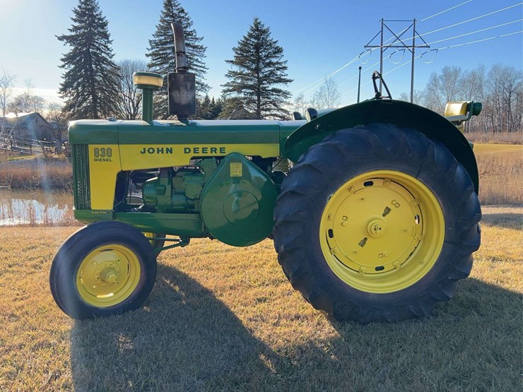 1960-john-deere-830-image-6