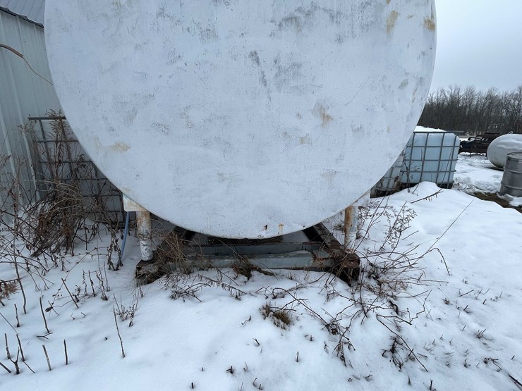 #3513-•-dairy-craft-4000-gallon-milk-stainless-steel-bulk-tank-image-18