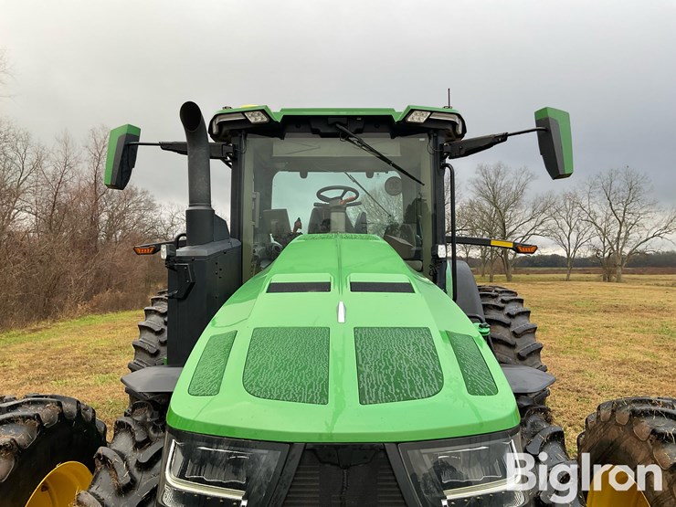 2021-john-deere-8r-340-image-19