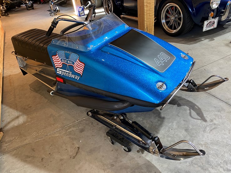 #3782-•-1973-speedway-440-rs-triple-snowmobile-image-3