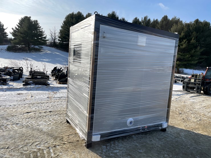 #107-•-new-kj-portable-bathroom-image-5