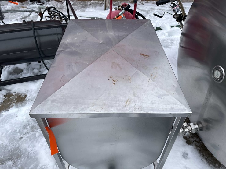 #3524-•-stainless-steel-tank-image-9