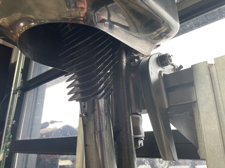 #3832-•-bendix-vintage-outboard-boat-motor-image-7