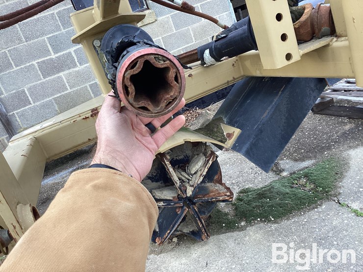 land-pride-3-pt-rotary-ditcher-image-17