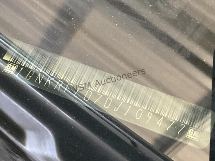 chevrolet-traverse-ls-image-15