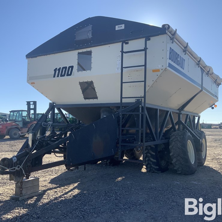 Bourgault 1100 Grain Cart