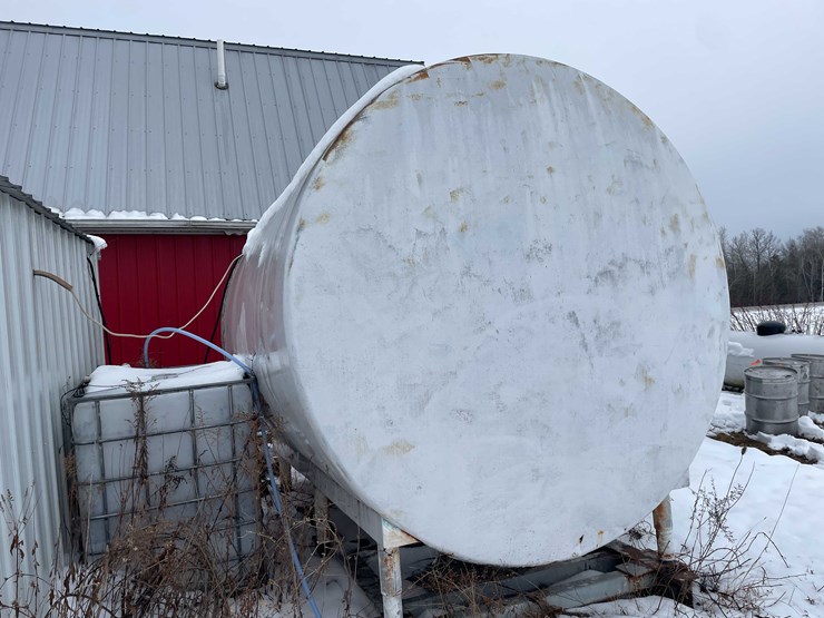 #3513-•-dairy-craft-4000-gallon-milk-stainless-steel-bulk-tank-image-5