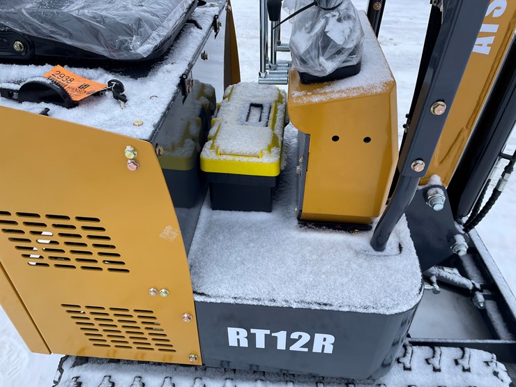 #206-•-new-ats-mini-excavator-image-22