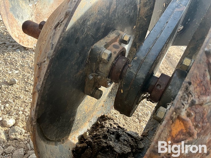 patriot-pivot-track-closer-image-17