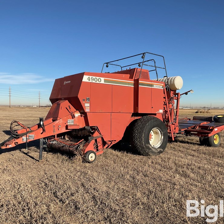 1995 HESSTON 4900