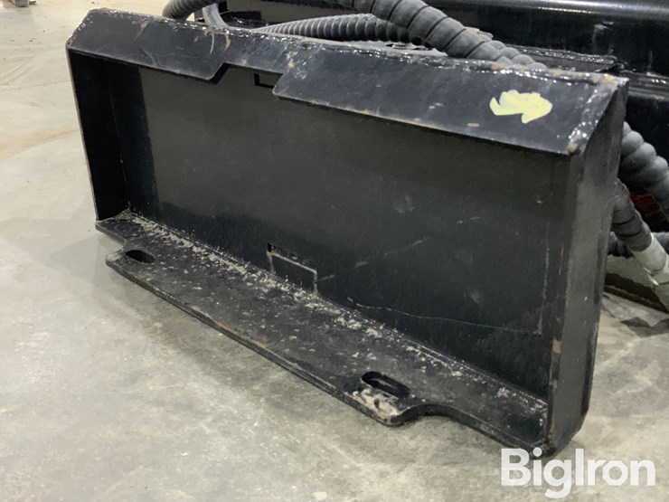 2025-giyi-gy-qsj-mini-skid-steer-loader-sweeper-image-9