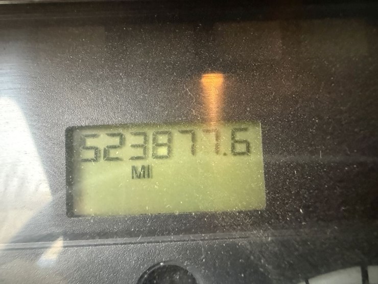 2014-freightliner-tandem-axle-day-cab-truck-tractor-image-5