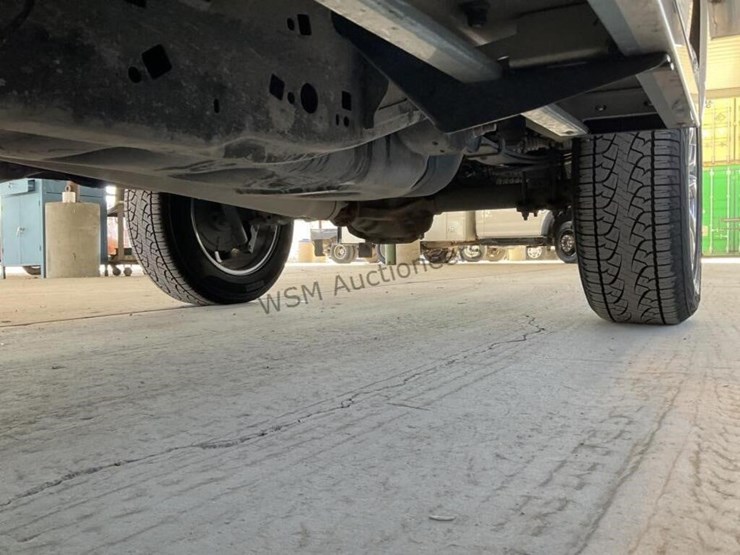 2017-ford-f150-image-27