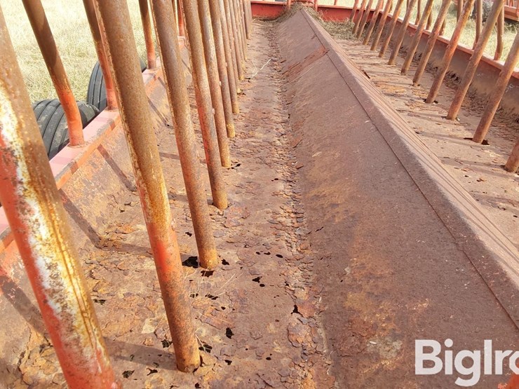 apache-wfw24a2-24'-feeder-wagon-image-20