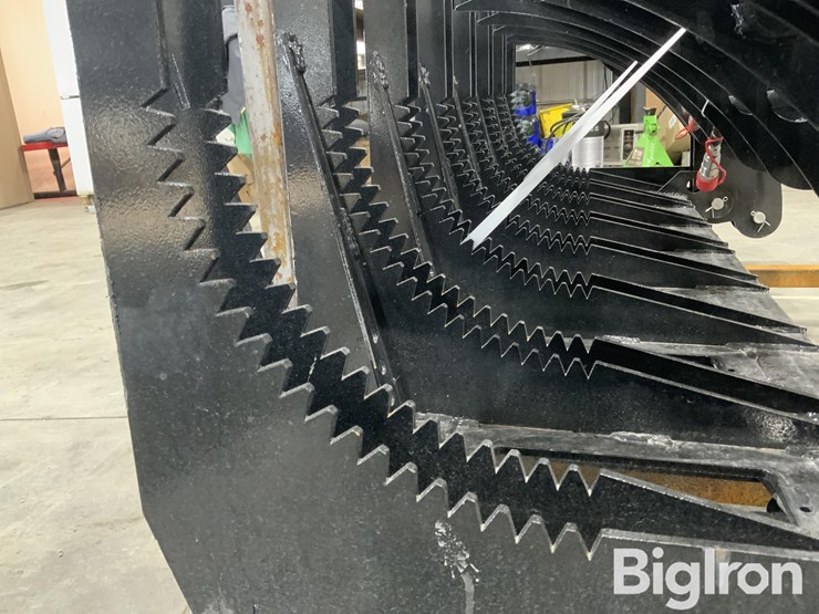 2025-giyi-clg72-skid-steer-curved-log-grabber-image-17