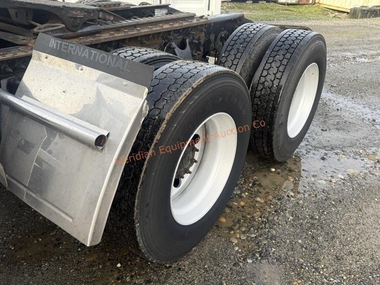 2017-international-prostar-image-17