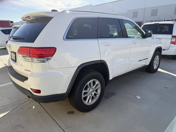 2018-jeep-grand-cherokee-image-3