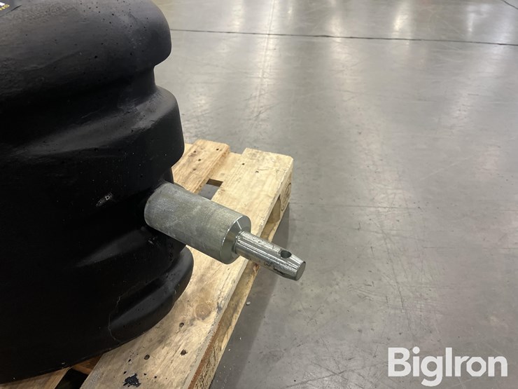 deutz-fahr-df-y1005-250kg-3-pt-concrete-ballast-image-11