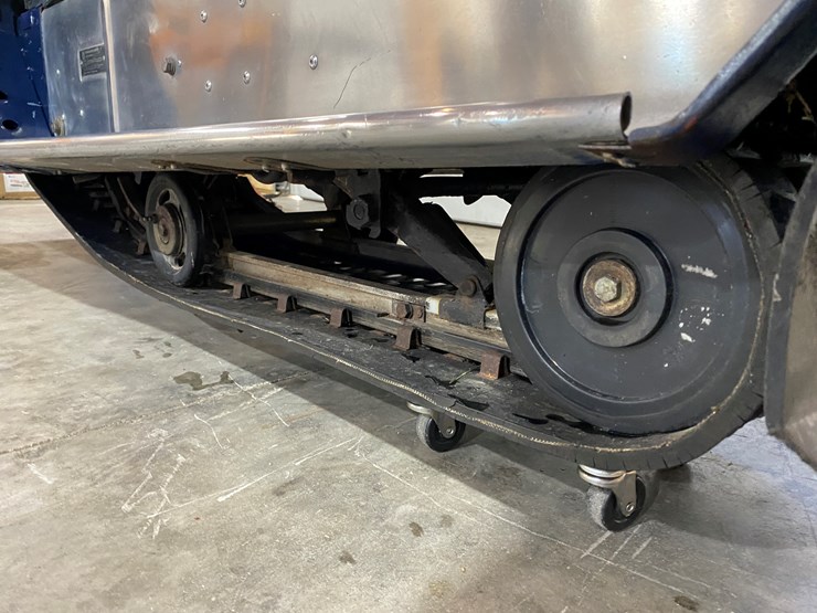 #3786-•-1982-moto-ski-ultrasonic-snowmobile-image-10