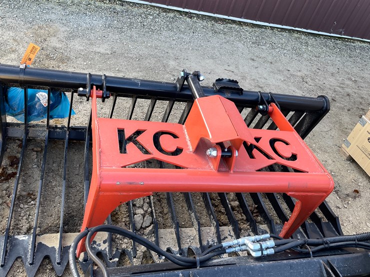 #3693-•-new-kc-76"-skid-steer-skeleton-grapple-bucket-image-1