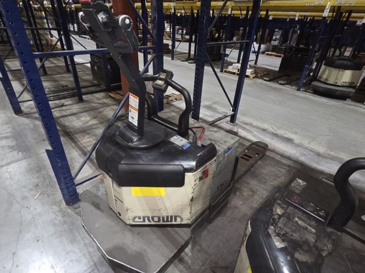 1998-crown-pe3520-60-image-1