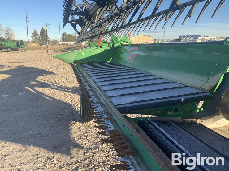 2021-john-deere-735d-image-13