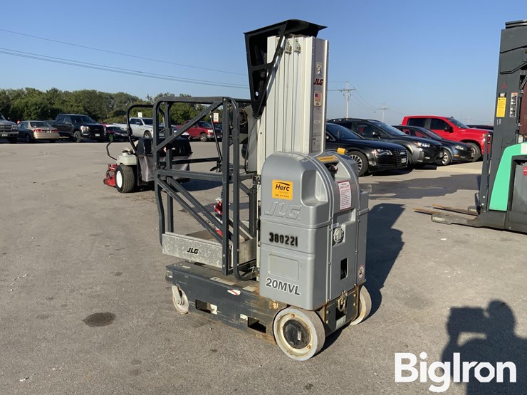 2018-jlg-mlv20-electric-self-propelled-vertical-manlift-image-7