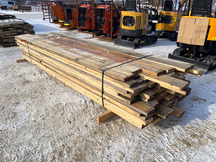 #3810-•-bundle-of-construction-grade-lumber-image-1