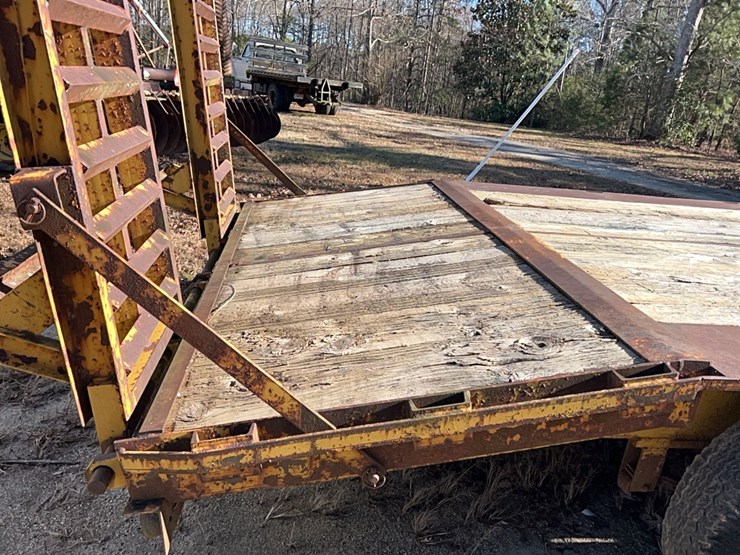 intl-trailer,-6-wheel,-18-ft-flat-with-4-ft-ramps;-located-at-7241-roxbury-rd,-charles-city,-va,--please-call-804.837.9940-or-804.651.4404-with-questions-image-7