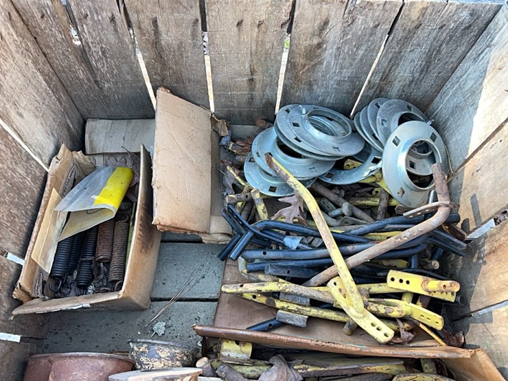 pallet-of-disk-parts;-located-at-7241-roxbury-rd,-charles-city,-va,-please-call-804.837.9940-or-804.651.4404-with-questions-image-6