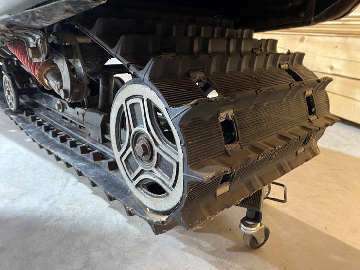 #3788-•-1991-ski-doo-formula-mach-1-snowmobile-image-17