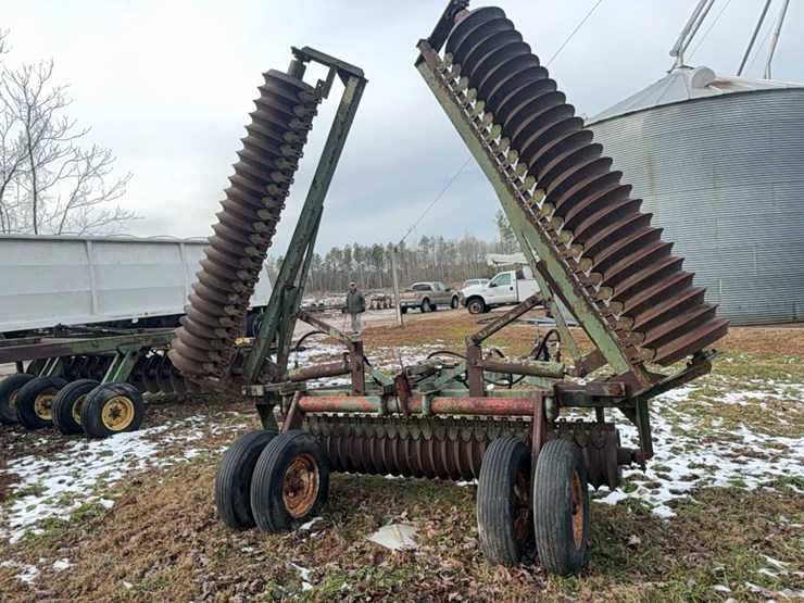 24-ft-folding-3-section-cultipacker-pull,-brillion;-located-at-7241-roxbury-rd,-charles-city,-va,-please-call-804.651.4404-with-questions-image-30