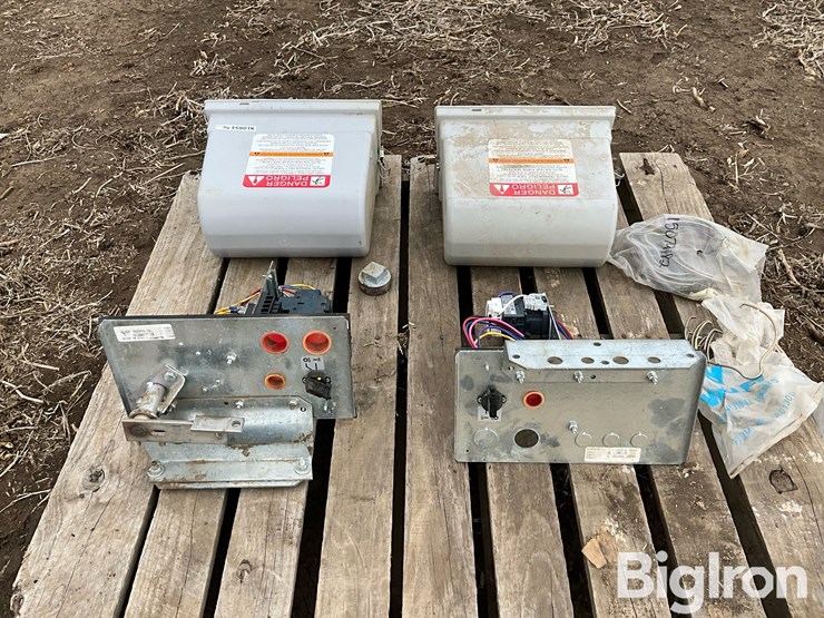 valley-pivot-tower-control-boxes-image-5